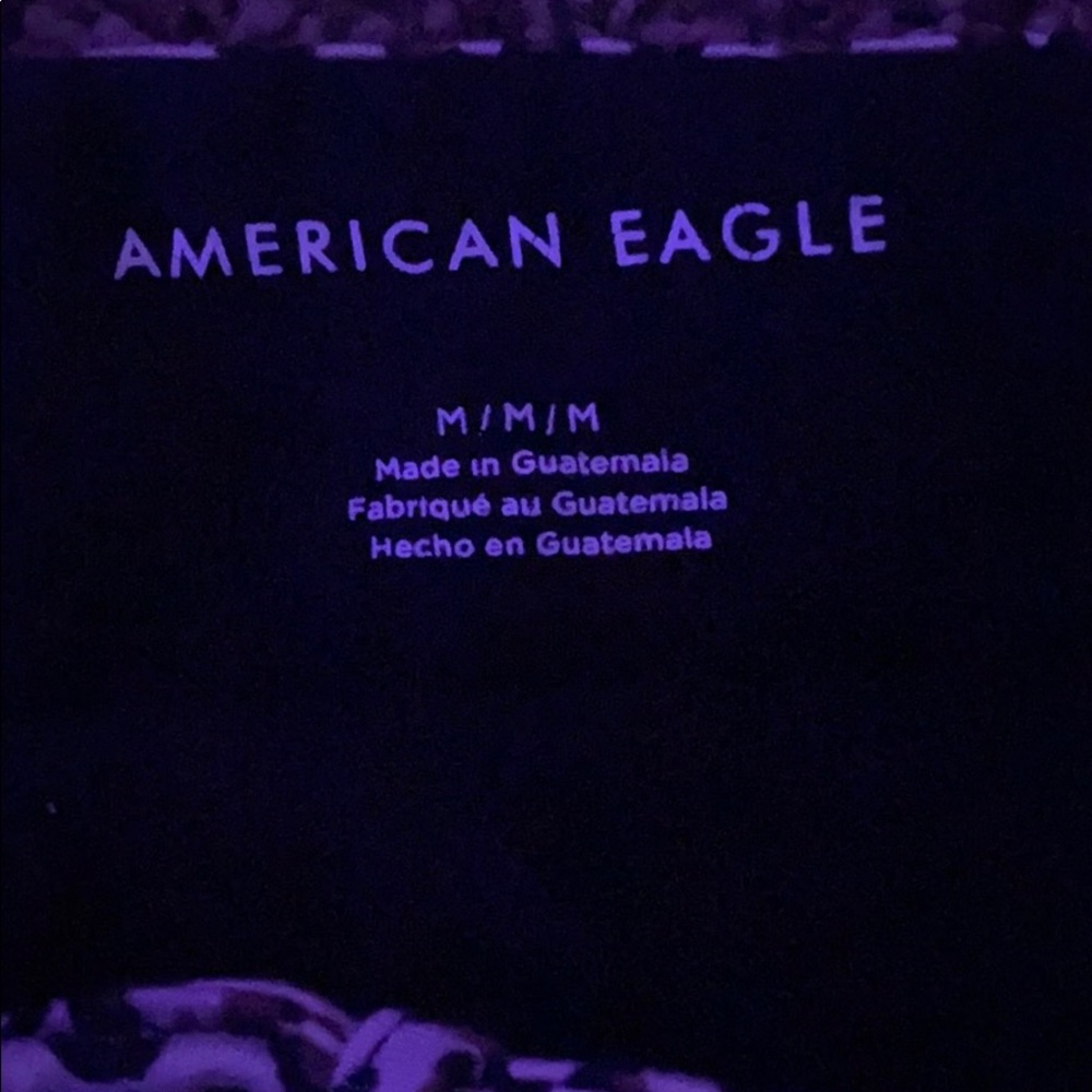 Halter top - Picture 2 of 3